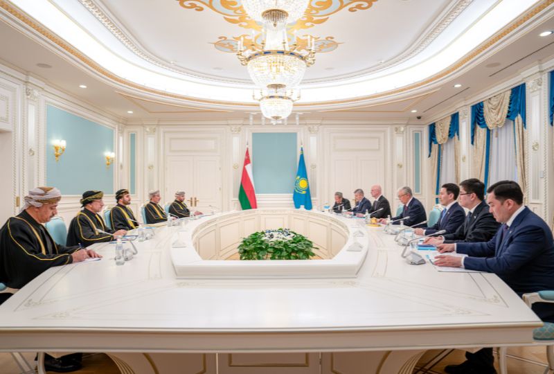 President of Kazakhstan, Sayyid Theyazin hold official talks